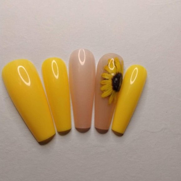 summer Yellow sunflower and nude/yellow flower press on nail - Picture 9 of 11